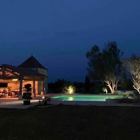 Demeure Charentaise Standing - Grande Piscine - Jacuzzi Balneo - Pool House Villa Barbezieux-Saint-Hilaire